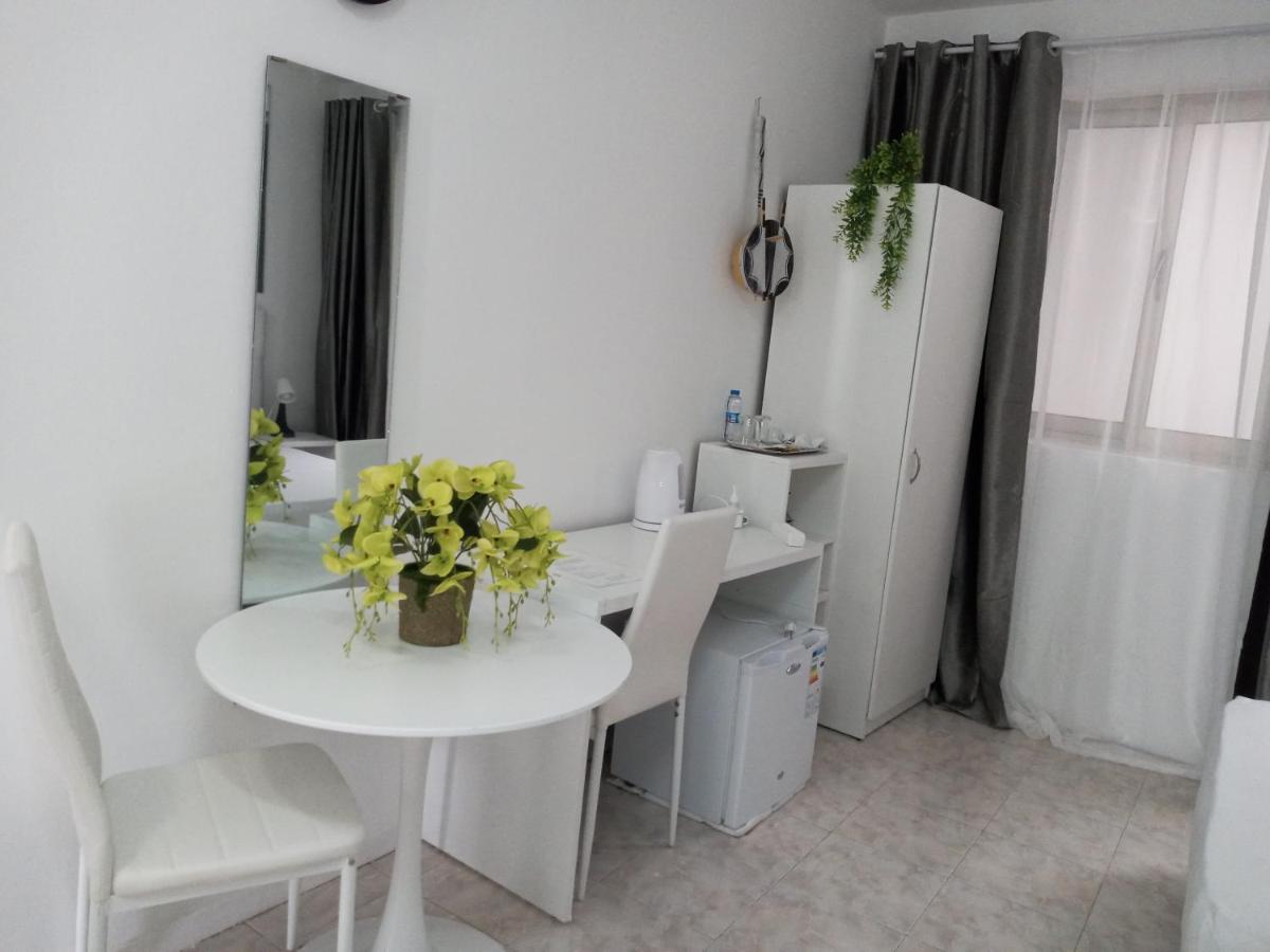 Ana Place Praia Bagian luar foto