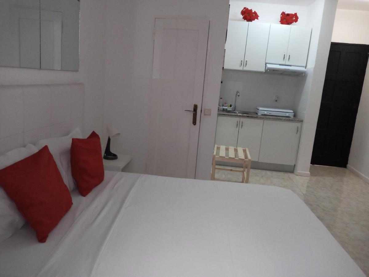 Ana Place Praia Bagian luar foto